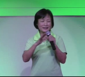 小草美国见证会中场